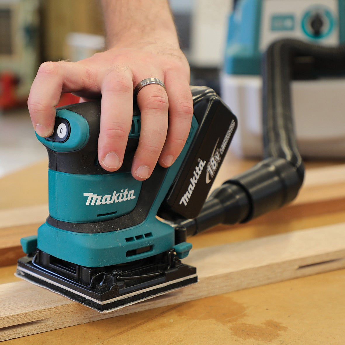 Makita 18V 1/4 Sheet Finishing Sander DBO480Z