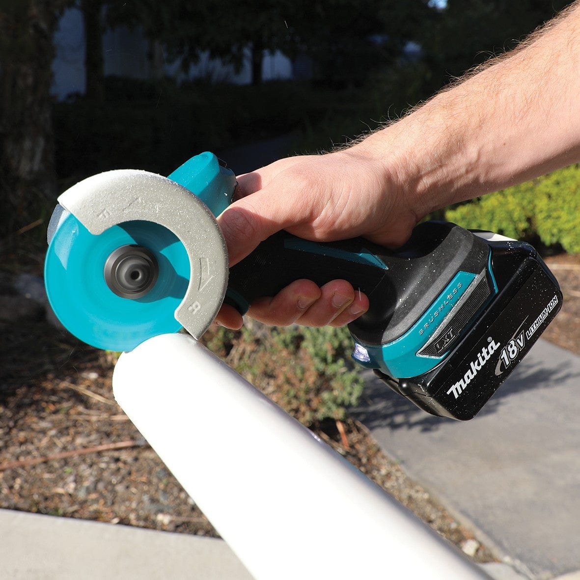 18V Brushless Compact 76mm Cut Off Saw Bare DMC300Z by Makita