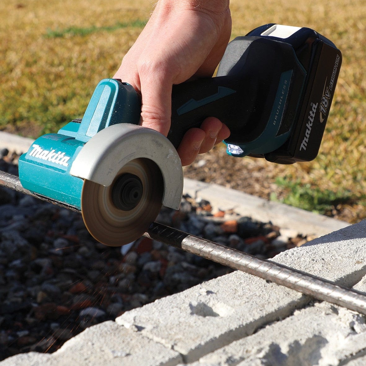 18V Brushless Compact 76mm Cut Off Saw Bare DMC300Z by Makita