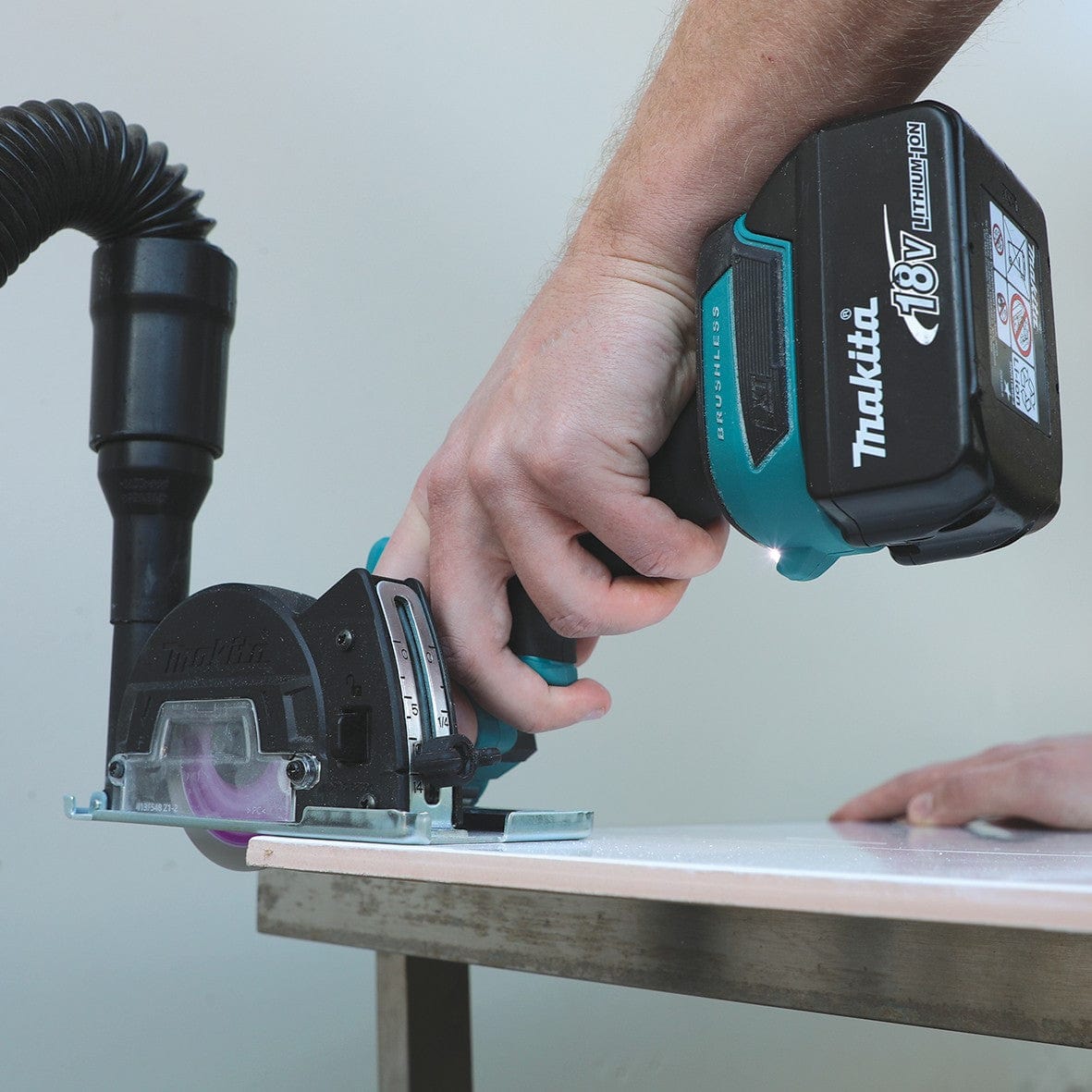18V Brushless Compact 76mm Cut Off Saw Bare DMC300Z by Makita