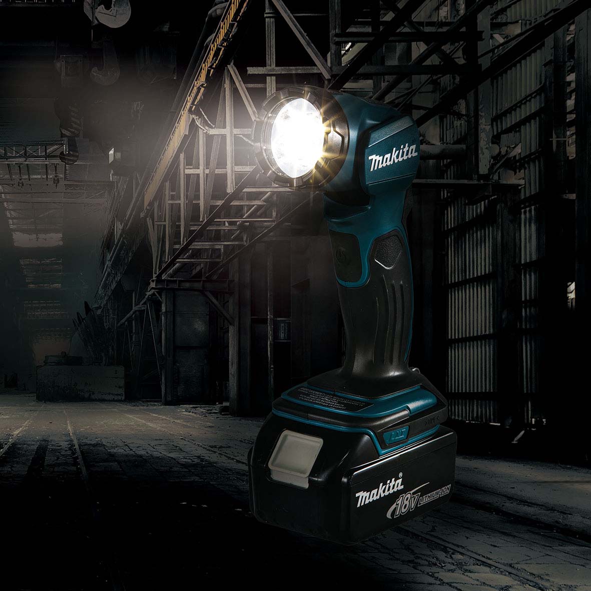 18V LED Torch Bare (Tool Only) DML815 by Makita