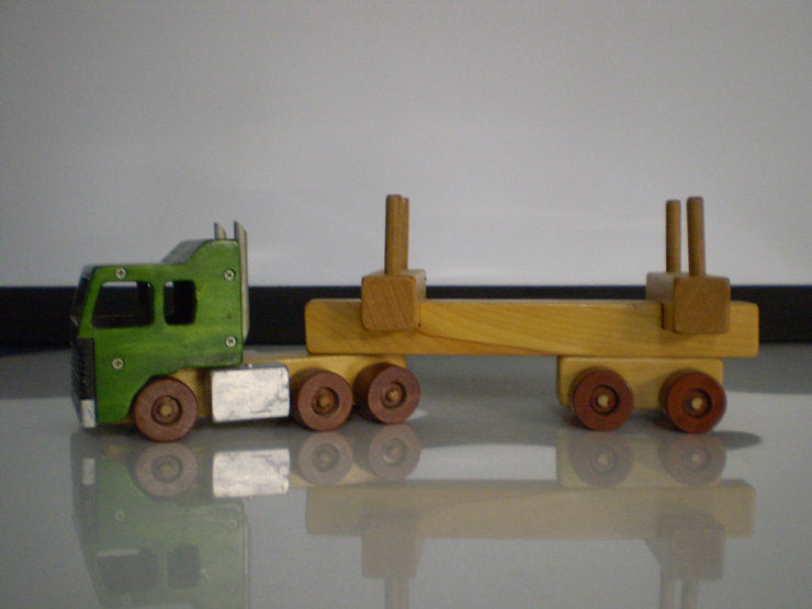 Log Truck, Wooden Toy Plan & Pattern
