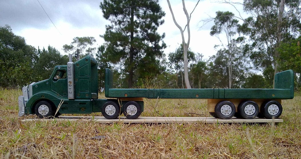 Prime Mover Tractor Truck with Tray Trailer, Wooden Toy Plan & Pattern