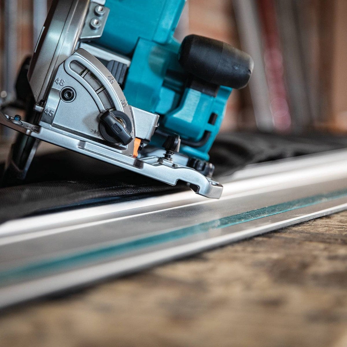 Makita 40V Max Brushless 185mm (7-1/4") Circular Saw Bare (Tool Only) HS004GZ