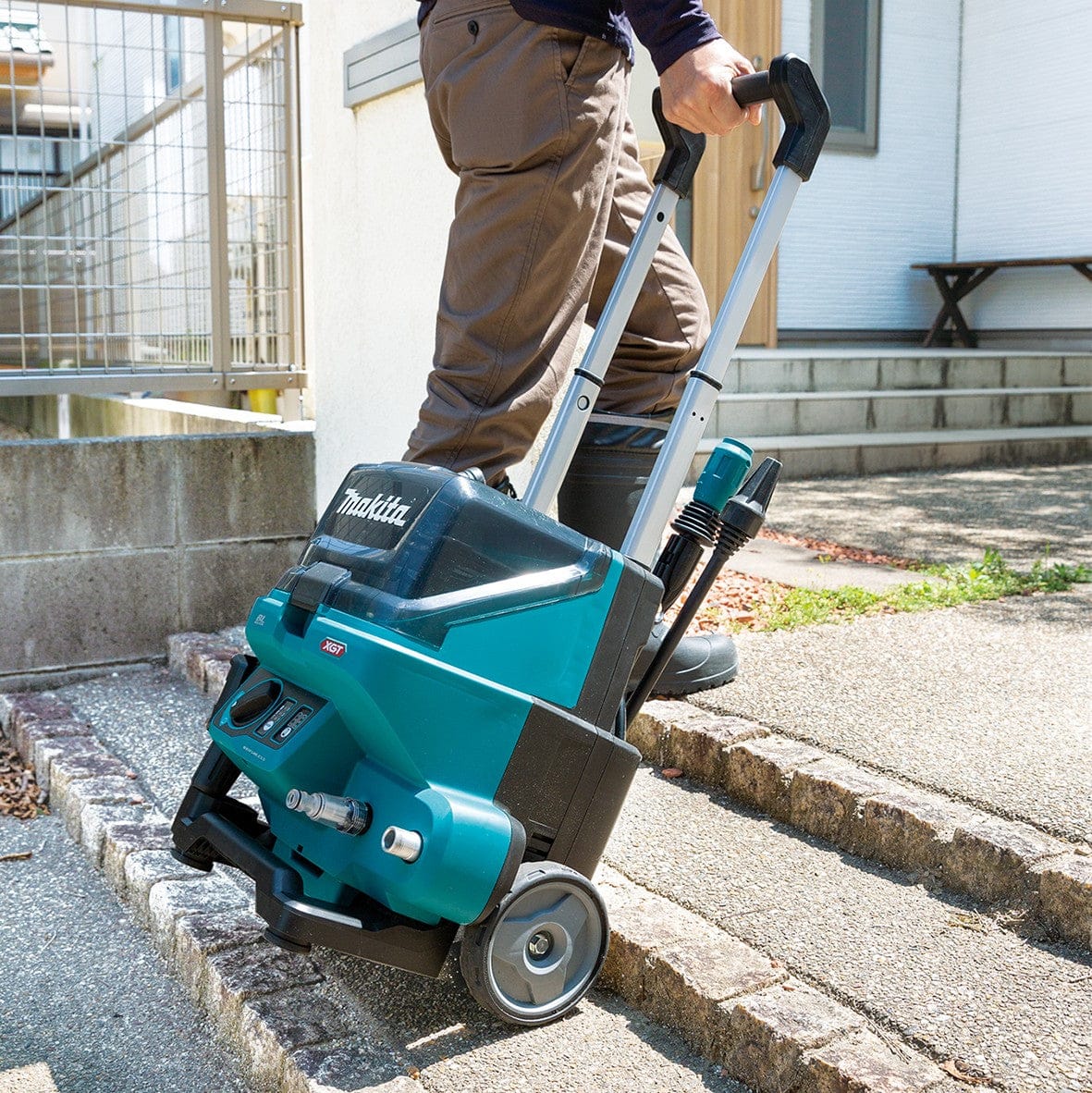 Makita 40V Max Brushless Pressure Washer HW001GZ