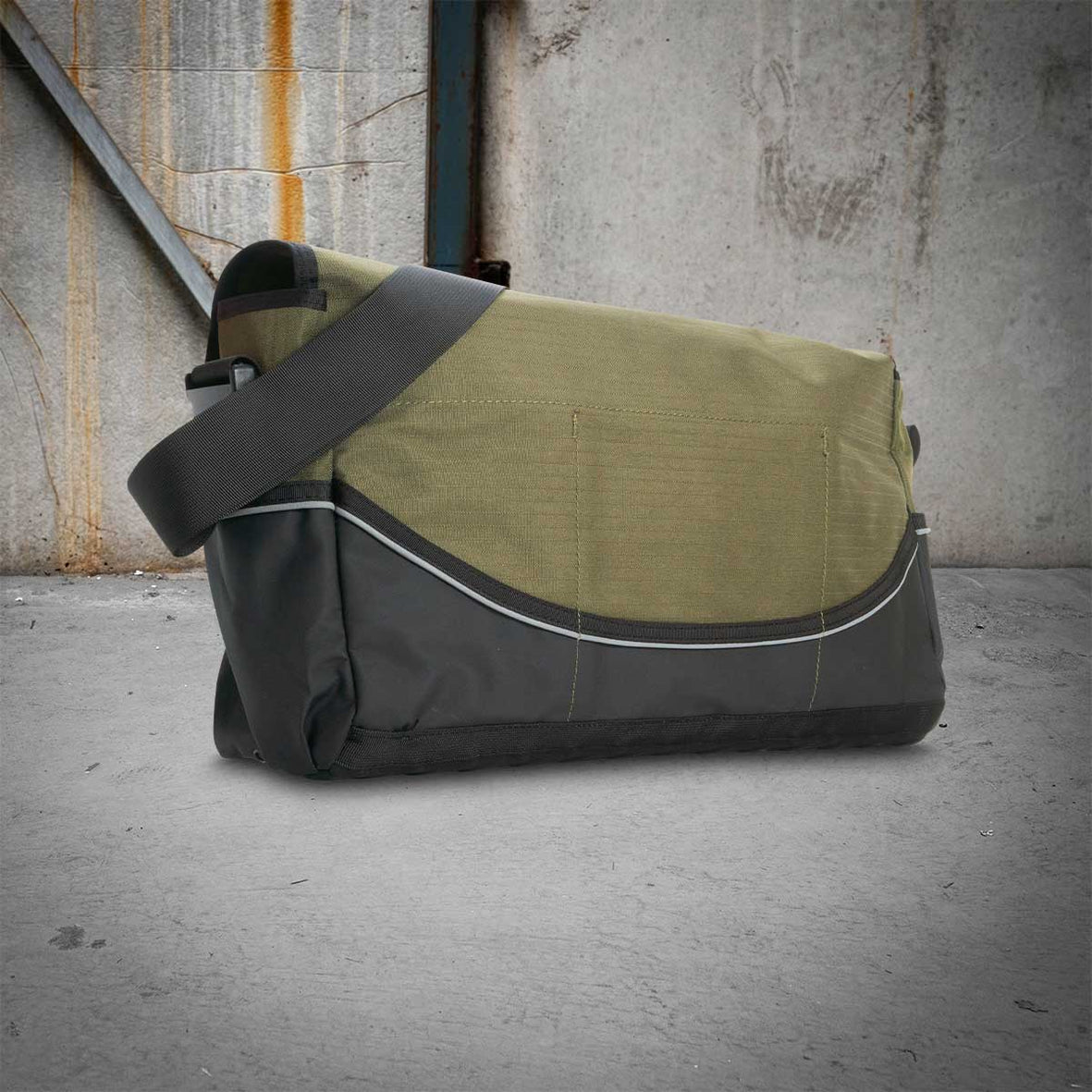 Medium Green Canvas Crib Bag RX05E112 by Rugged Xtremes