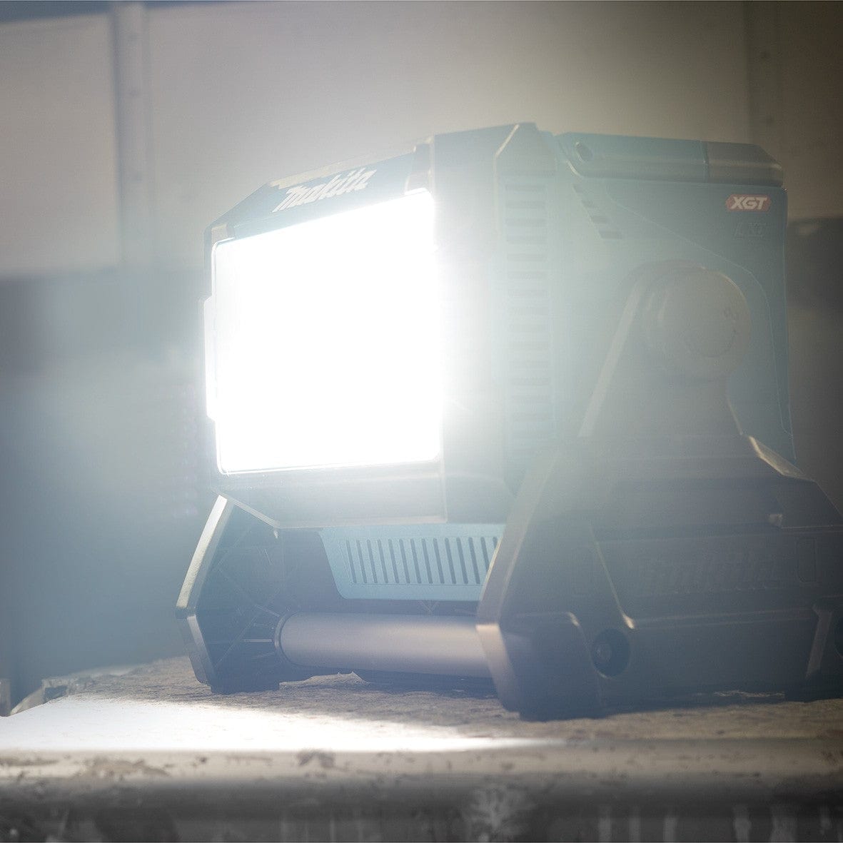 Makita 40V Max High Brightness LED Worklight Bare (Tool Only) ML009GX
