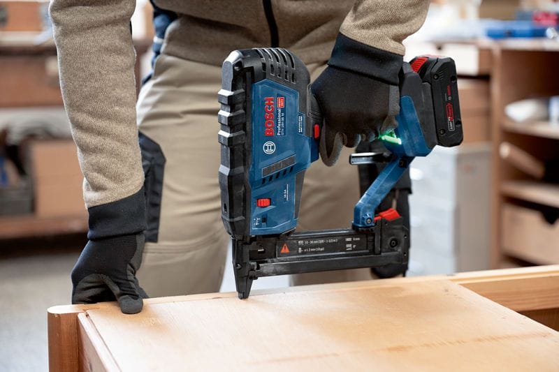 Bosch Professional Cordless Wood Stapler Bare (Tool Only) GTH 18V-38 M (0601482500)