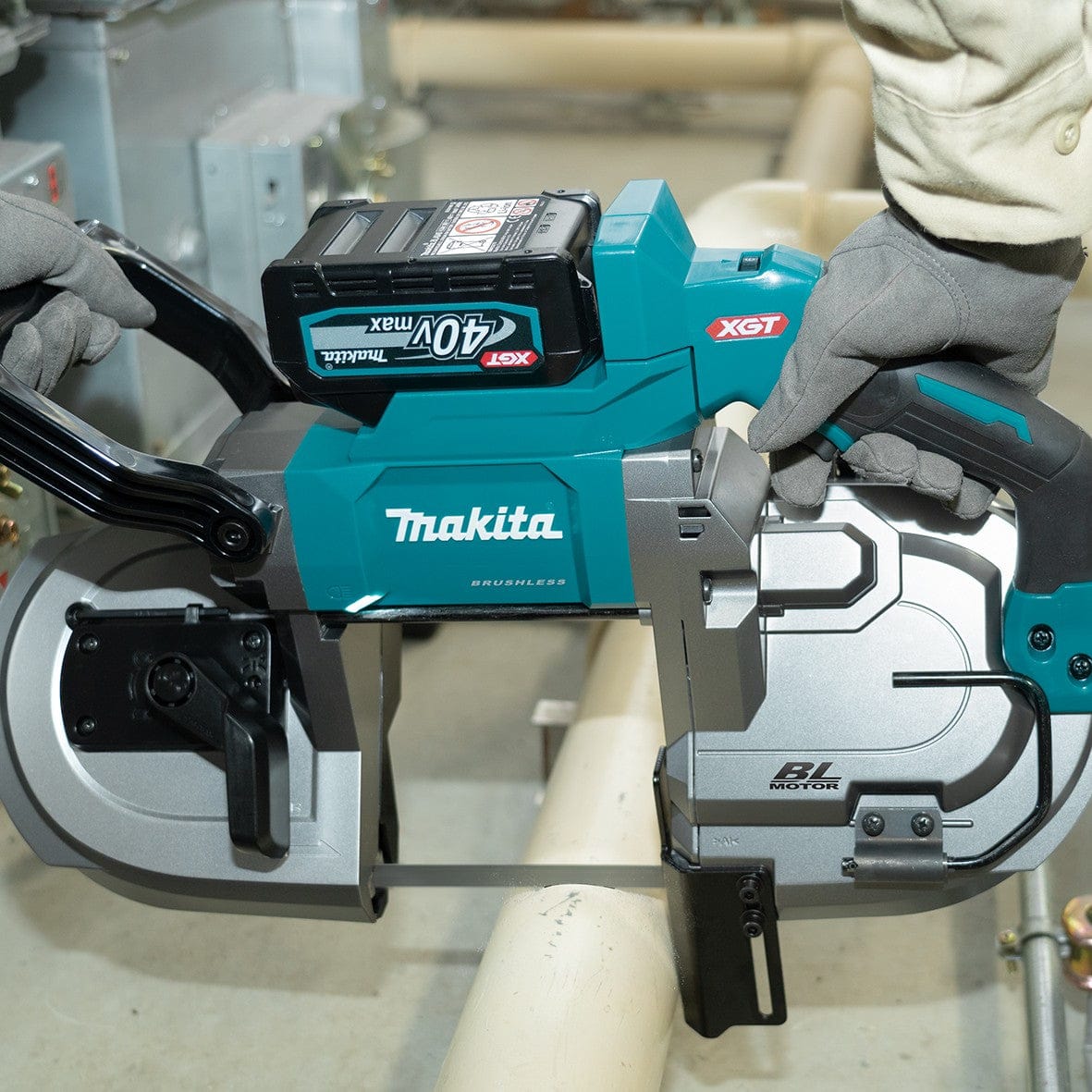 Makita 40V Max Brushless Bandsaw PB002GZ