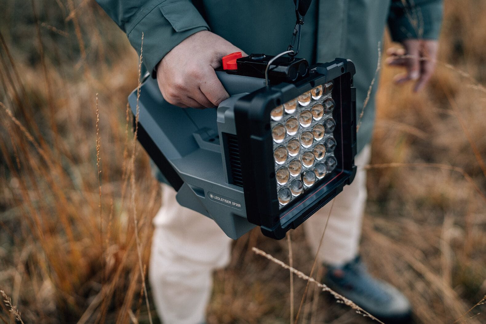 Ledlenser 32,000lm XP30R Spotlight (Powered by Bosch Battery) ZL503145