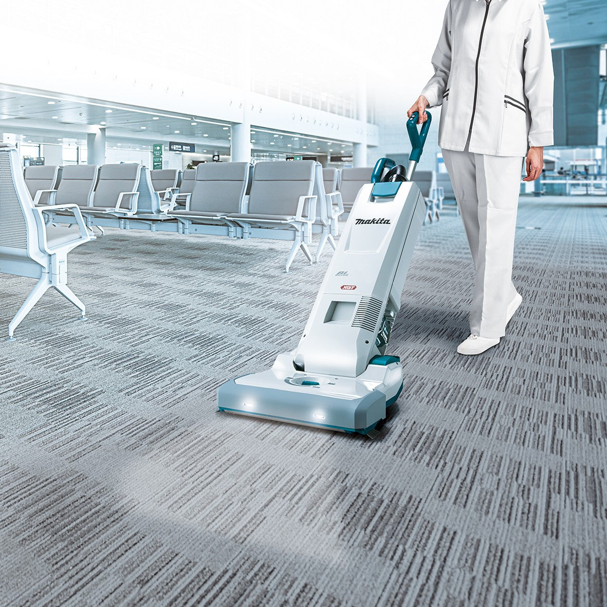 Makita 40V Max Brushless Upright Vacuum VC010GZ