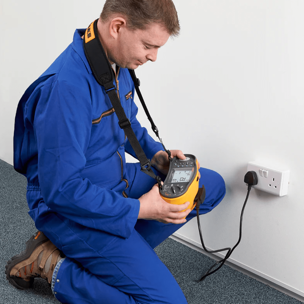 Installation Multifunction Tester 1664 FC by Fluke