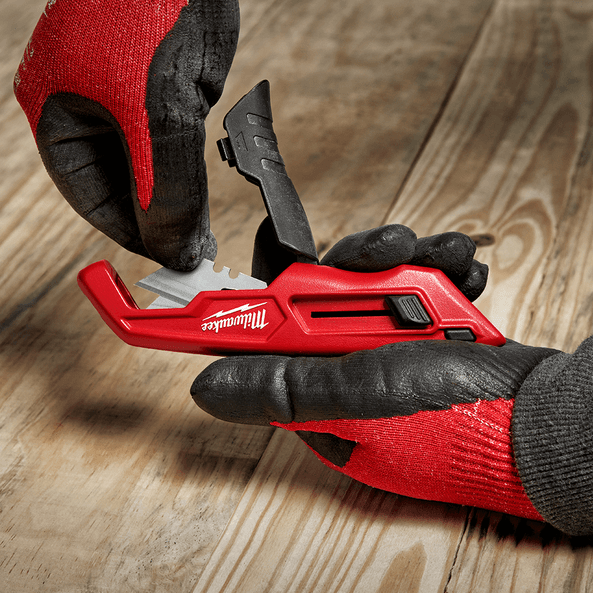 Retractable Side Slide Utility Knife 48221515 by Milwaukee