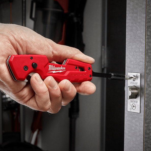 FASTBACK™ Multi-Function Knife 48221540 by Milwaukee