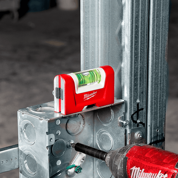 Magnetic Pocket Level 48225603 by Milwaukee