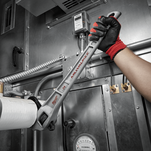 609mm (24") Aluminium Offset Pipe Wrench 48227182 by Milwaukee