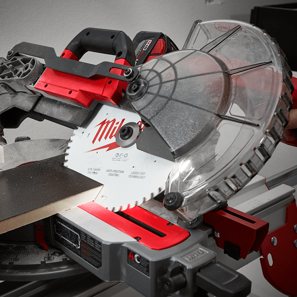 210mm (8-1/4") x 20mm x 40T Circular Saw Blade suit Fine Finishing 48408822 by Milwaukee