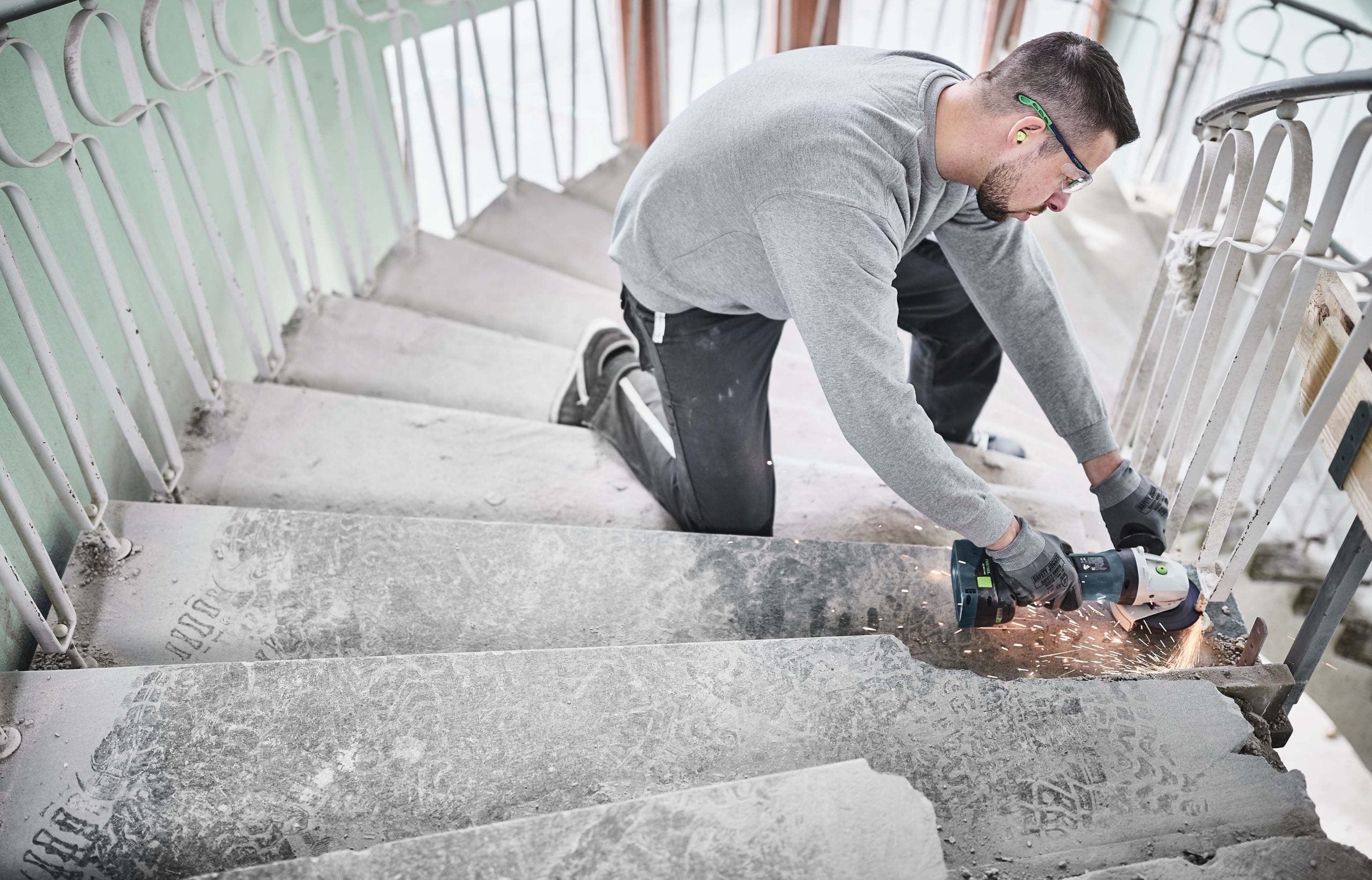 125mm Cordless Angle Grinder Basic Bare (Tool Only) in Systainer AGC 18-125 EB-Basic 576825 by Festool