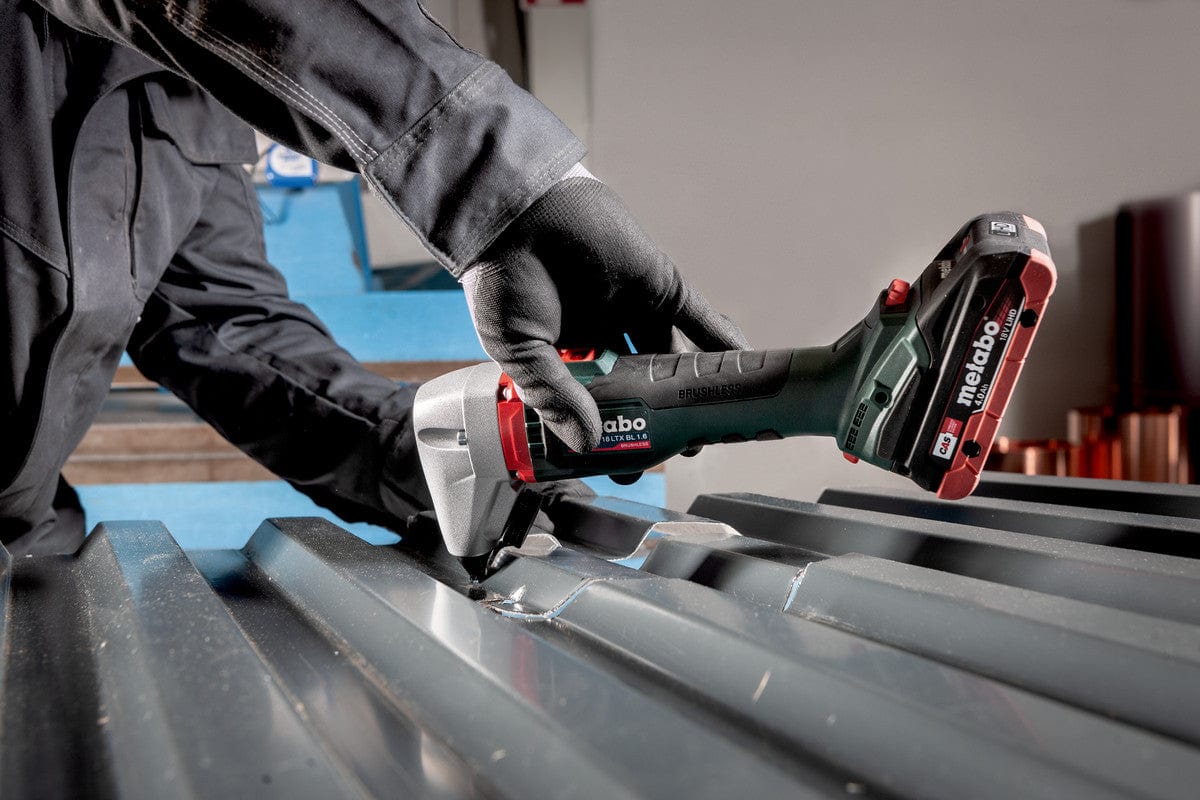 18V Nibbler Bare (Tool Only) NIV18LTXBL1.6 (601614850) by Metabo
