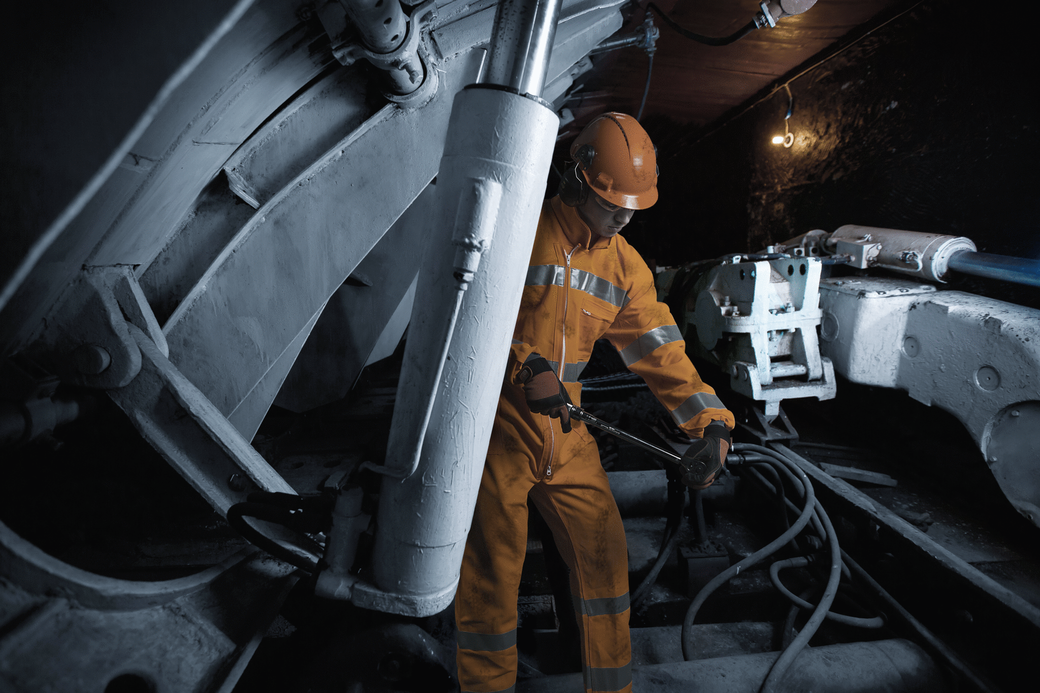 Torque Wrench Adjustable Click Wrench with Marked Scale and Fixed Ratchet Head Series 7455 by Bahco