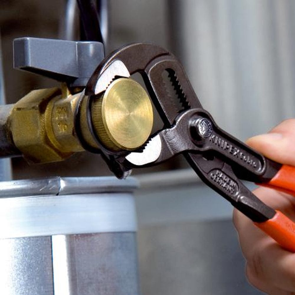 250mm Cobra Wrench Pipe 8701250 by Knipex