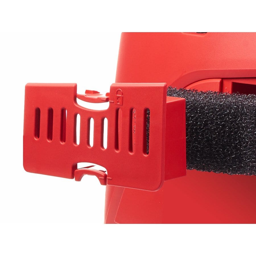 30L L Class Dust Extractor AS30LAC by Milwaukee