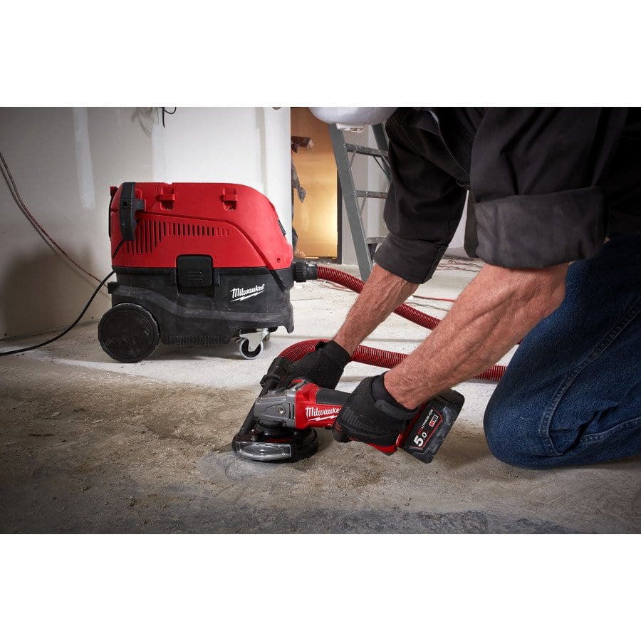 30L L Class Dust Extractor AS30LAC by Milwaukee