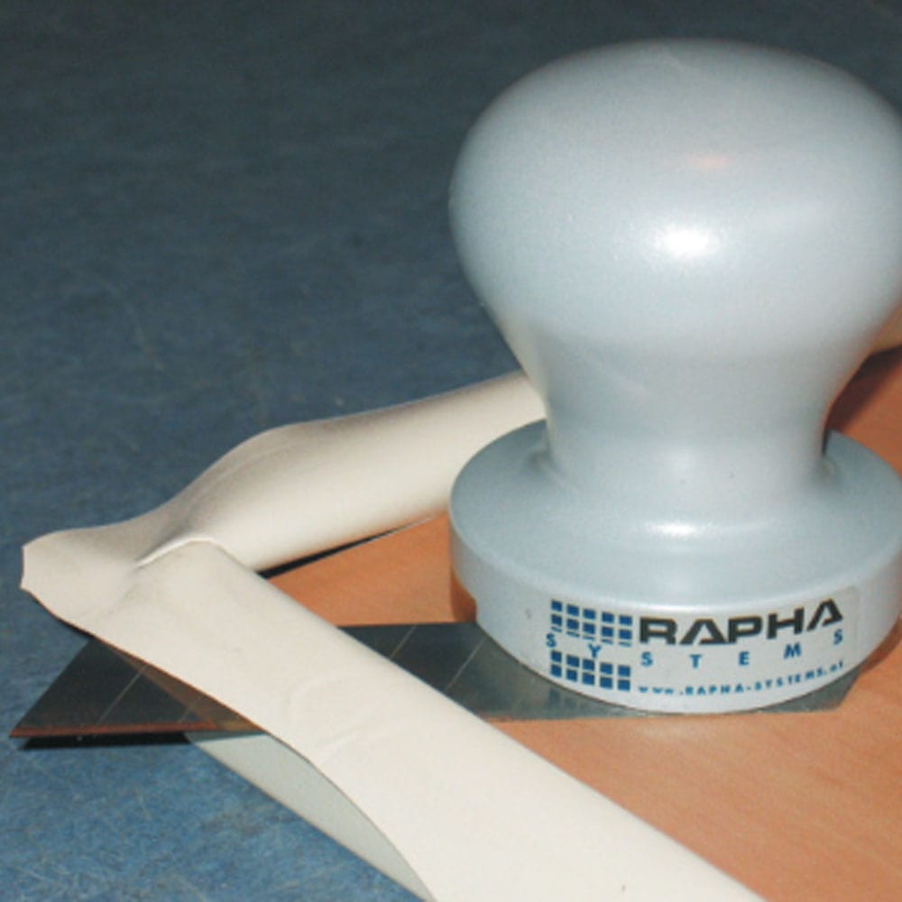 Vinyl Wrap Trimming Knife BS1 by Rapha