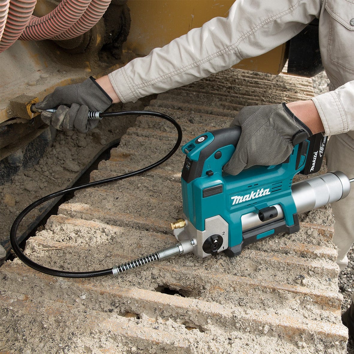 18V Grease Gun Bare (Tool Only) DGP180ZBK by Makita