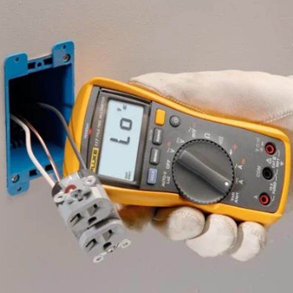 Fluke Electrician's Digital Multimeter with Non Contact Voltage Fluke 117