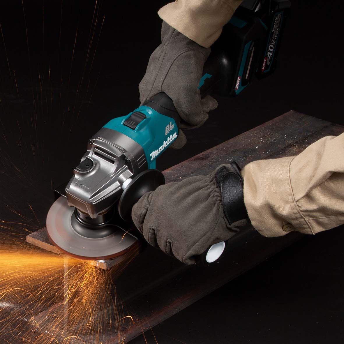 Makita 40V Grinder 125mm (5") Brushless Slide Switch Bare (Tool Only) GA005GZ