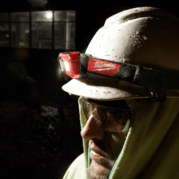 500 Lumens Spot/Flood Headlamp HL-SF by Milwaukee