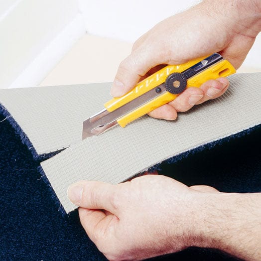 18mm Heavy Duty Snap Off Knife L-1 by Olfa