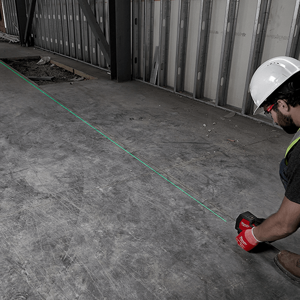 REDLITHIUM USB Rechargeable Cross Line Laser Kit L4CLL-301C by Milwaukee