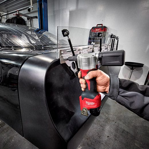 12V 4.0Ah Rivet Tool Kit M12BPRT-401B by Milwaukee