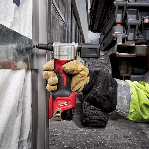 12V 4.0Ah Rivet Tool Kit M12BPRT-401B by Milwaukee