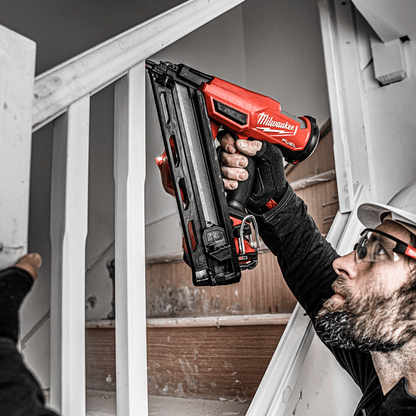18V 15G FUEL Angled Finishing Nailer Bare (Tool Only) M18FN15GA-0C by Milwaukee