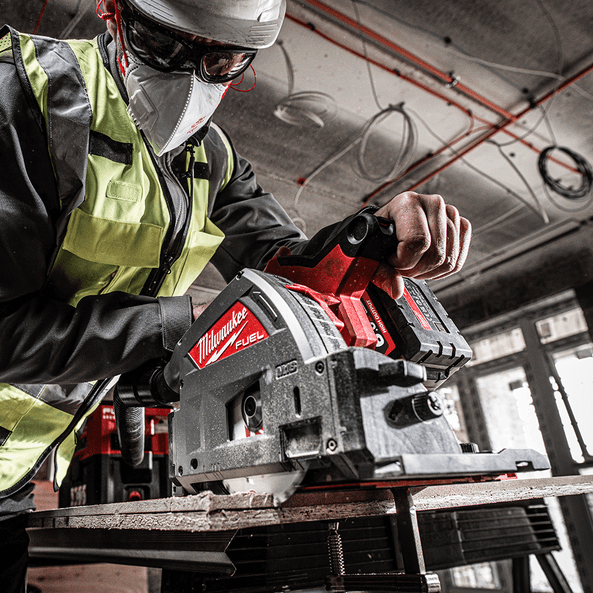 18V 165mm FUEL™ Brushless Track Saw Kit M18FPS55-601B by Milwaukee