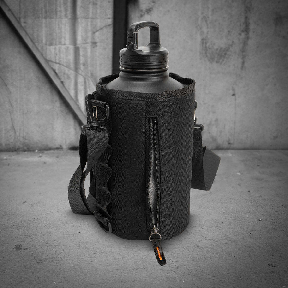 Moondyne 1950ml Bottle Carry Pouch M42C1950-1BK