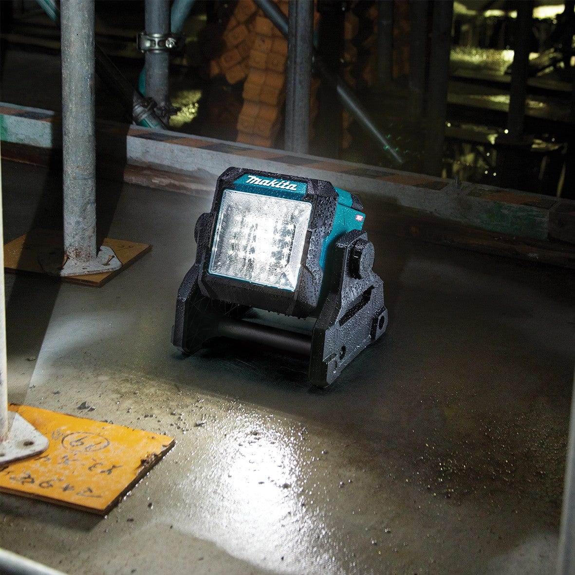 Makita 40V Max LED Worklight Bare (Tool Only) ML003G