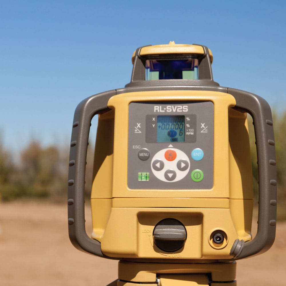 Red Beam Automatic Self Levelling Multi-Purpose Surveying / Construction Rotary Laser Level with Rechargeable Battery RL-SV2S by Topcon