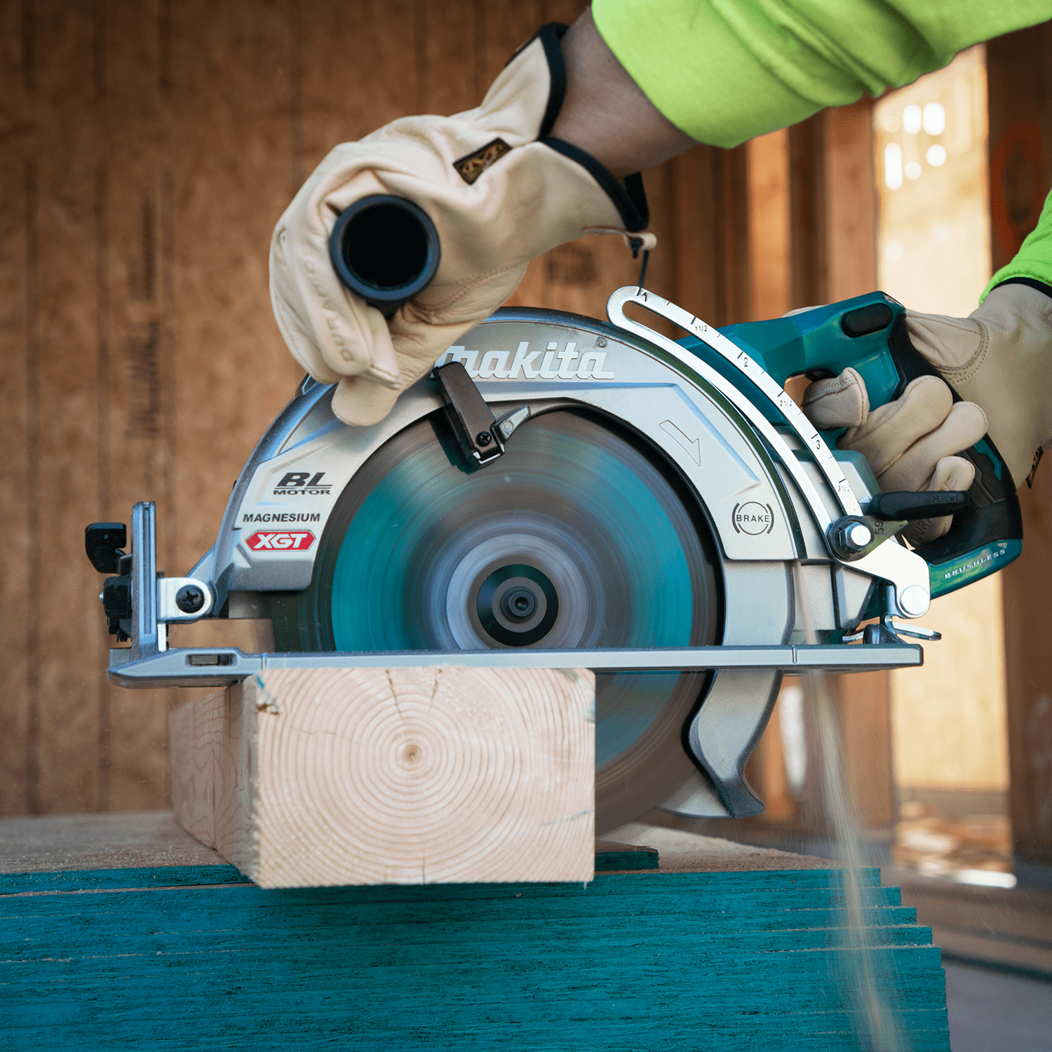 40V 260mm (10-1/4") Brushless Rear Handle Saw Bare (Tool Only) RS002GZ by Makita