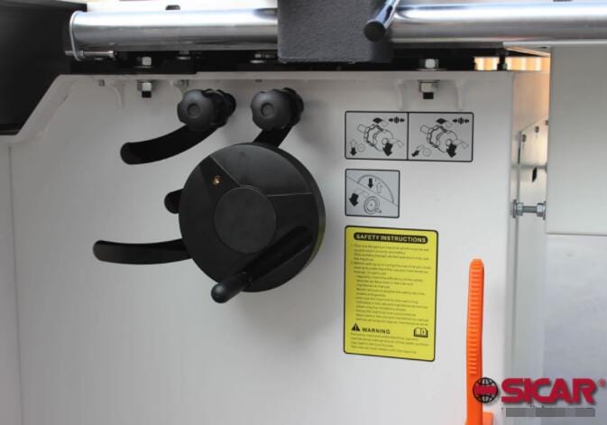 350mm (14") 3.2m 4HP Sliding Italian Design Panel Saw 240V Sicar SEGA 350