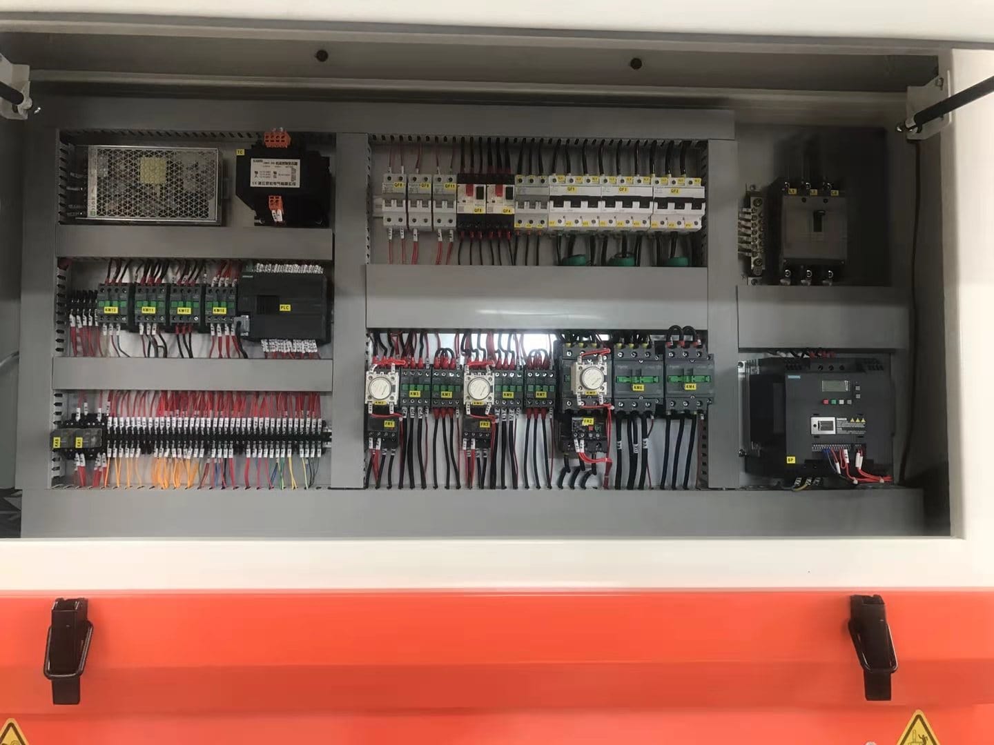 ToughCut 1300mm Heavy Duty Double Wide Belt Sander with Platen SPRU1300A