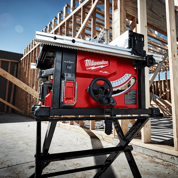 Table Saw Stand TSS1000 by Milwaukee