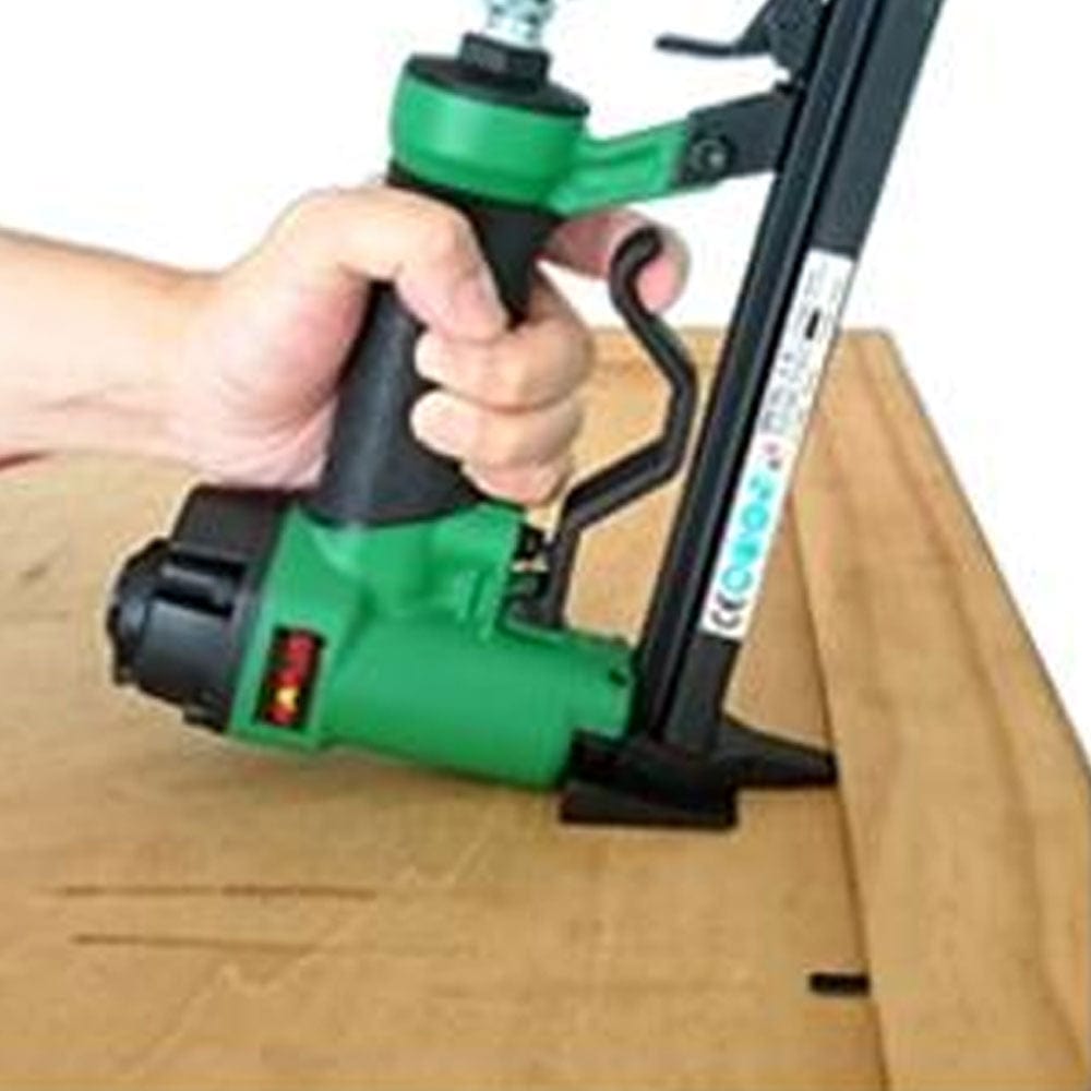 A Plus 15mm Air / Pneumatic Flexi Point Picture Framing Tab Nailer W5/15B