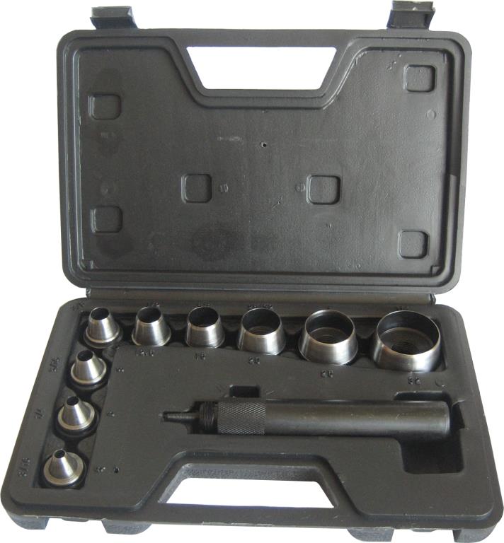 Medalist 9pce Wad Punch Set with Carry Case 12077