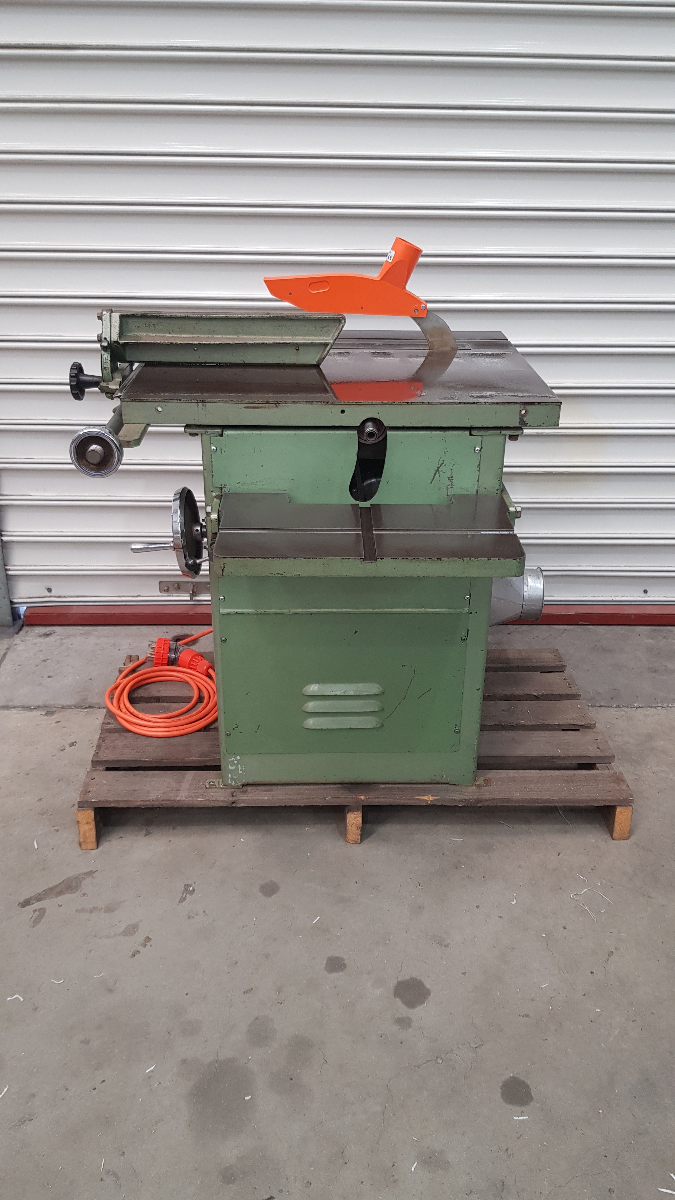 *Pre-Loved* 300mm 415V 10AMP Hand Table Saw 4 Pin 1976 CS300 by Woodfast