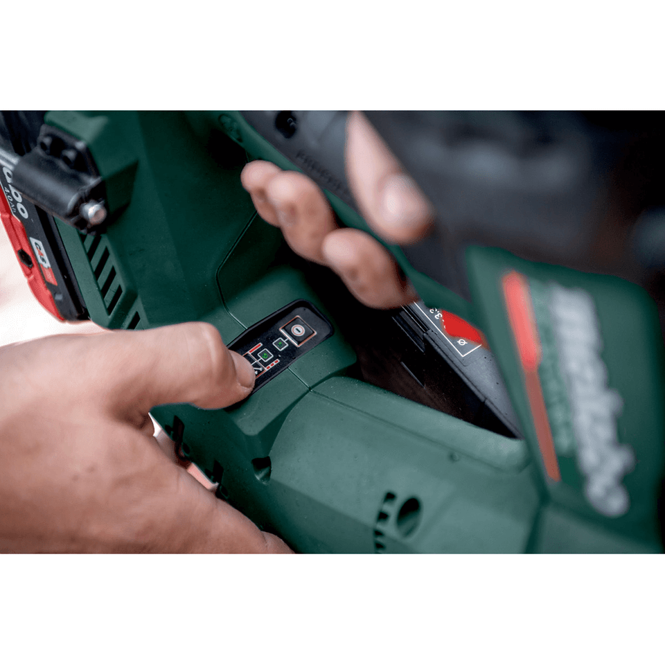 18V 5.5Ah Brushless Cordless Framing Nailer Kit - AU61209000 by Metabo