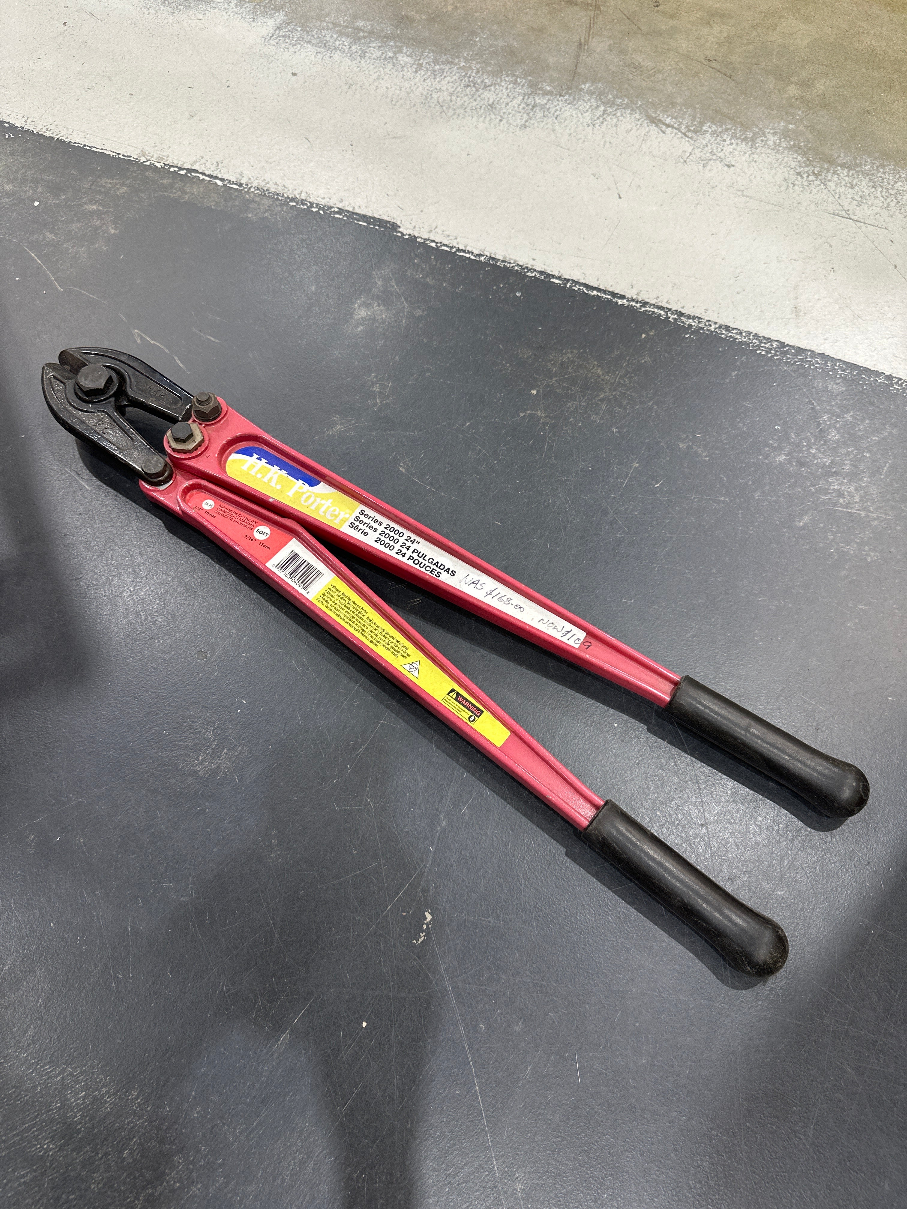 *Shop-Soiled - New Old Stock* 610mm 24" Bolt Cutter 0190MC by HK Porter